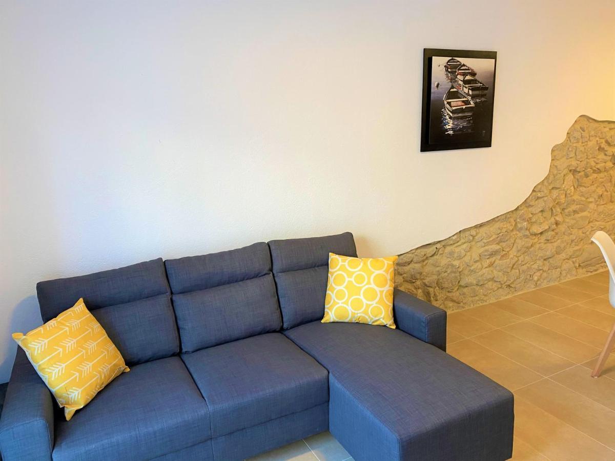 Apartaments L'Escala Centre Luaran gambar