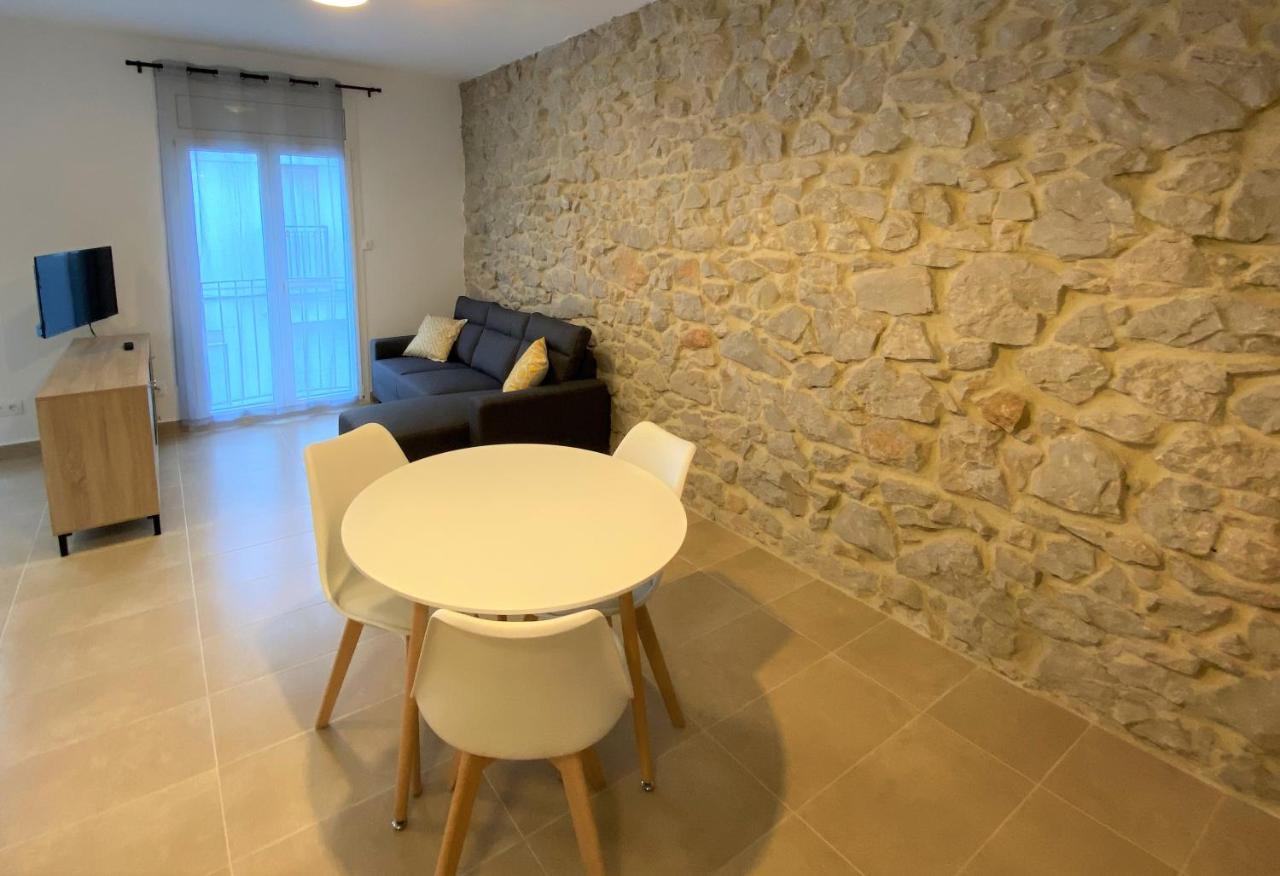 Apartaments L'Escala Centre Luaran gambar