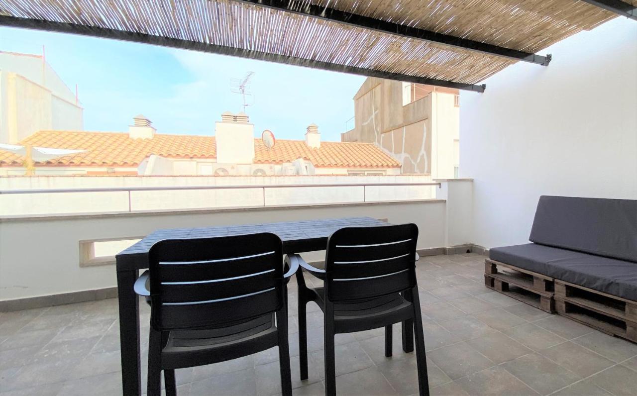 Apartaments L'Escala Centre Luaran gambar