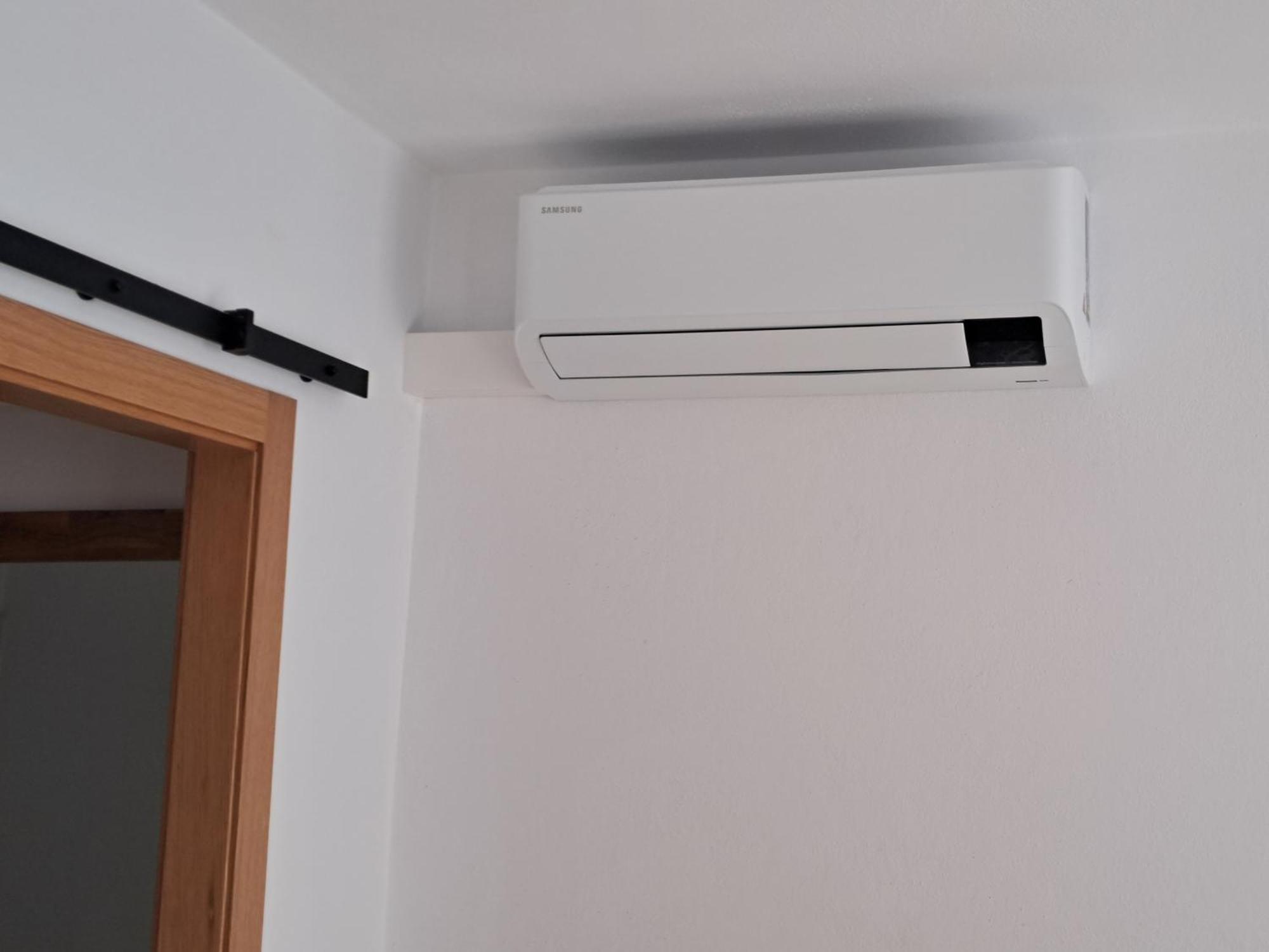 Apartaments L'Escala Centre Luaran gambar